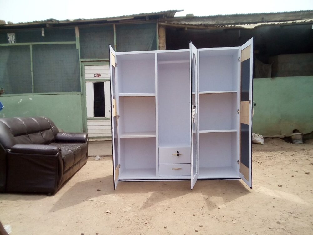 3-door wardrobe